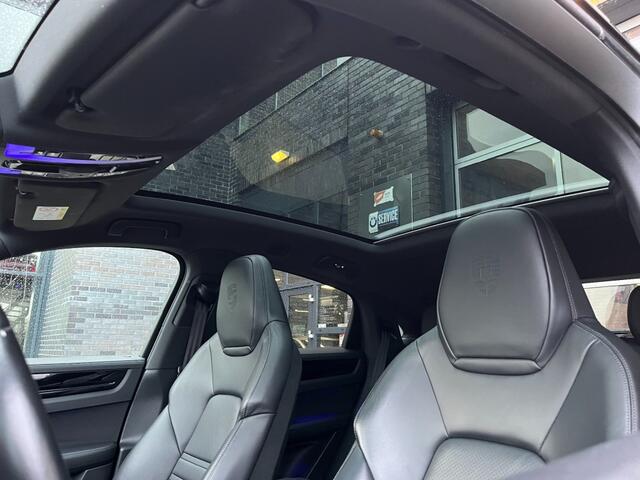 Porsche CAYENNE COUPÃ 3.0 E-HYBRID - ORG. NL. - SPORT CHR. - PANO - 4-WIELST. - 22 INCH