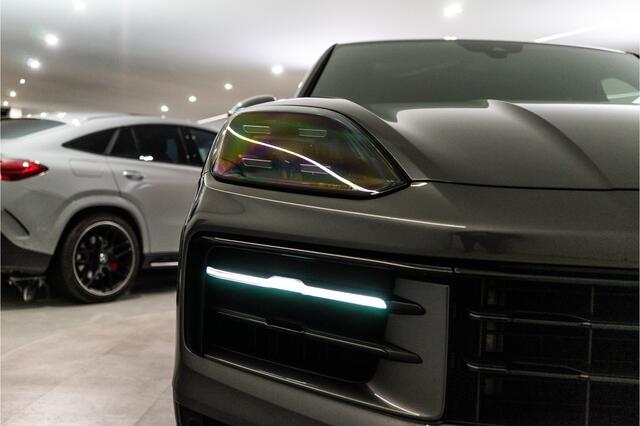 Porsche CAYENNE Coupé 3.0 E-Hybrid 462PK | InnoDrive | Bose | Trekhaak | Sportchrono | VOL! Fabrieksgarantie