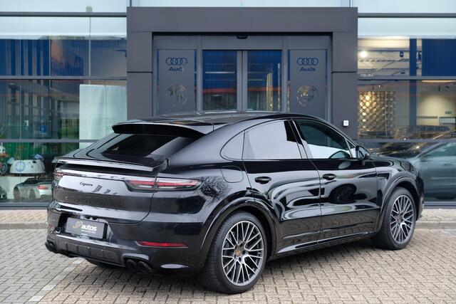 Porsche CAYENNE Coupé 3.0 E-Hybrid 462pk *BTW* 4-wielsturing Bose Lightweight Package Carbon pakket NLauto