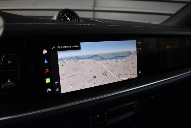 Porsche CAYENNE 3.0 E-Hybrid 470pk SportDesign | Pano | Bijrij. Display | Matrix | ACC | 22'' Wielen | Trekhaak | Achterasbest. | Bose |