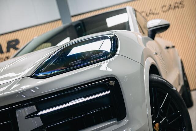 Porsche CAYENNE Coupé 3.0 E-Hybrid | Head-up | Bose | Sport Chrono | Stuurverwarming | Stoelverwarming en verkoeling | Trekhaak | Kreide |