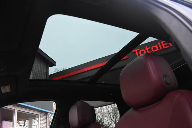 Porsche CAYENNE 4.0 Turbo E-Hybrid Sport Chrono Pano PASM ACC Zitklima Bose Sound