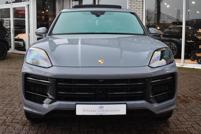 Porsche CAYENNE 4.0 Turbo E-Hybrid Sport Chrono Pano PASM ACC Zitklima Bose Sound