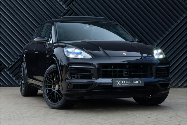 Porsche CAYENNE 3.0 E-Hybrid ACC Pano PDLS+ GTS Stoelvent. Sport Chrono Alcant.Hemel Luchtv.