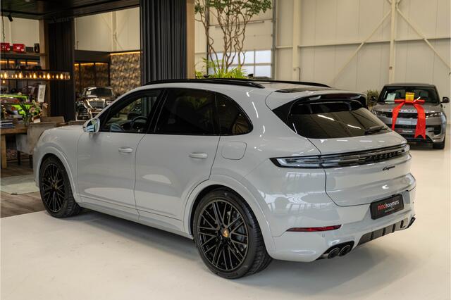 Porsche CAYENNE 3.0 E-Hybrid | achterassturing | Sport design | 18 weg | bijrijder display | pano | Soft close |