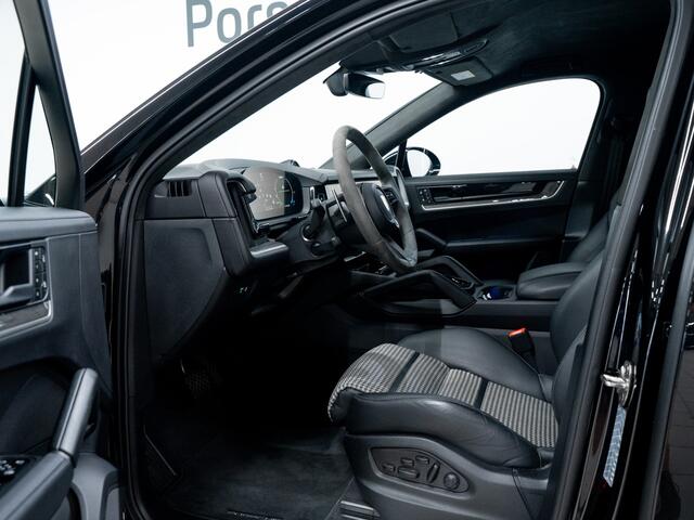 Porsche CAYENNE E-Hybrid Coupe