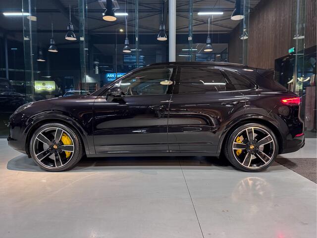 Porsche CAYENNE 4.0 Turbo, Burmester, Keramisch, Pano, 22", Softclose, Trekhaak.