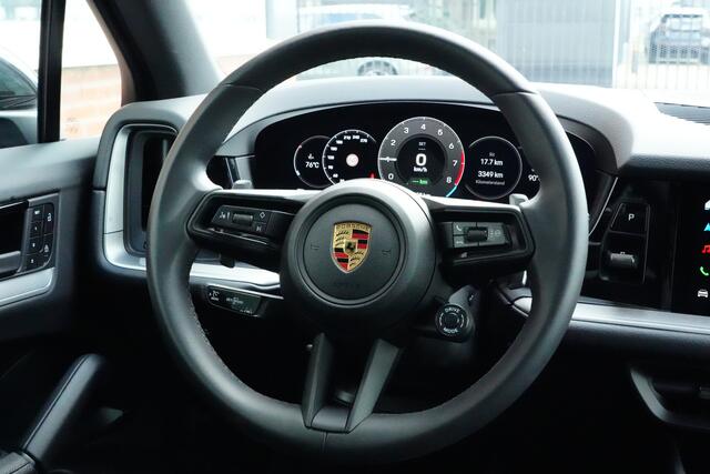 Porsche CAYENNE 3.0 E-Hybrid 470pk Panoramadak/Bose/Maxton