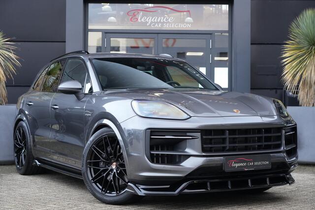 Porsche CAYENNE 3.0 E-Hybrid 470pk Panoramadak/Bose/Maxton