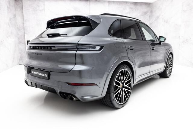 Porsche CAYENNE 3.0 E-Hybrid | Pano | SportDesign | Achterassturing | PDCC | Massage