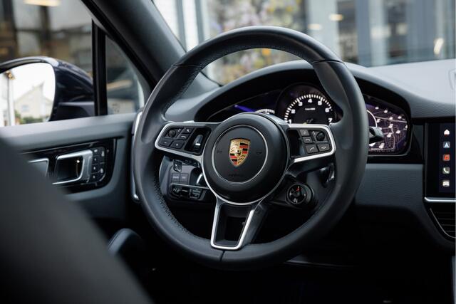 Porsche CAYENNE Coupé 3.0 E-Hybrid Platinum Edition Sport Design - Moonlight Blue - 360 view - Trekhaak