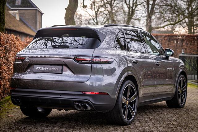 Porsche CAYENNE 3.0 22" Bose Standverwarming Panorama Trekhaak