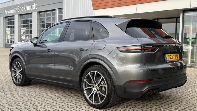 Porsche CAYENNE 3.0 E-Hybrid Pano | Leer | Sport |