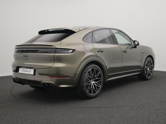 Porsche CAYENNE E-Hybrid Black Edition Coupé