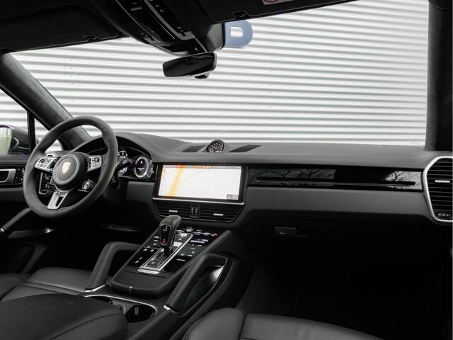 Porsche CAYENNE Coupé 4.0 Turbo S E-Hybrid - Pano - PCCB - Carbon Design Pakket - Head-Up - Luchtvering