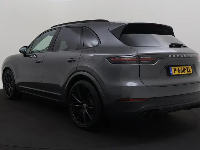 Porsche CAYENNE 3.0 E-Hybrid | Pano | Bose | Luchtvering | Sport-chrono | PDLS | Trekhaak | Stoelverw. voor + achter 02-2020 97.927 KM
