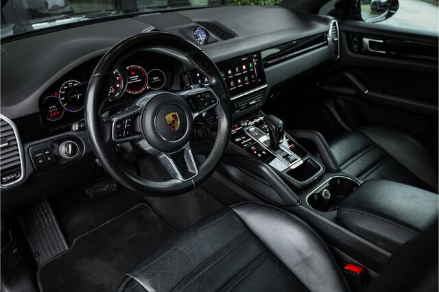 Porsche CAYENNE Coupé 3.0 E-Hybrid - Sport Chrono + | Panorama | Stoelverwarming | Camera
