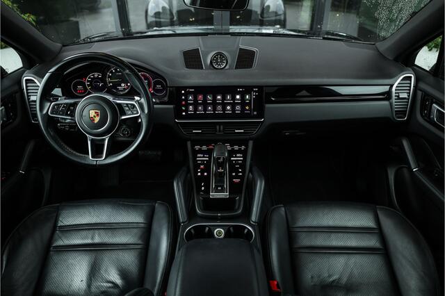 Porsche CAYENNE Coupé 3.0 E-Hybrid - Sport Chrono + | Panorama | Stoelverwarming | Camera