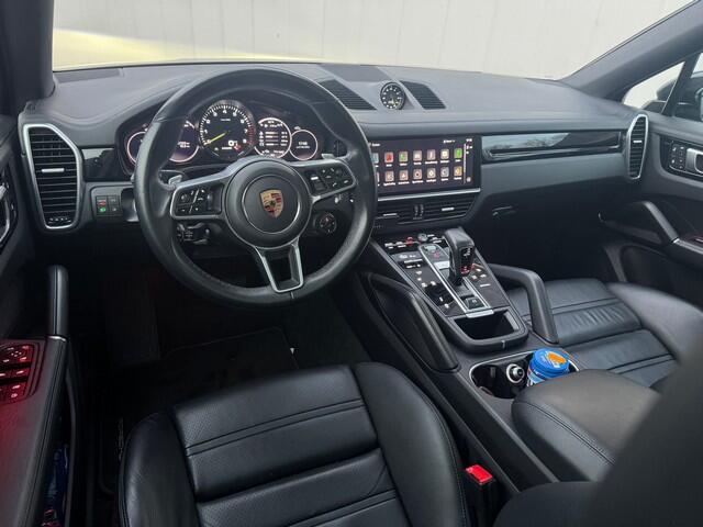 Porsche CAYENNE Coupé 3.0 E-Hybrid met Sport Design, Soft-Close, 22inch, Luchtvering, Bose, LED