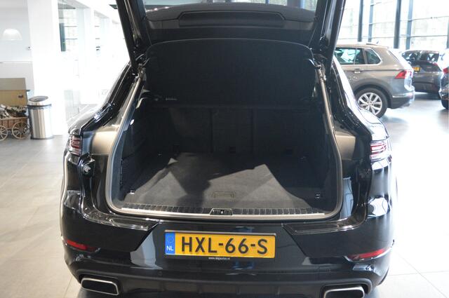Porsche CAYENNE Coupé 3.0 E-Hybrid pano camera Bose leer 22 inch !!