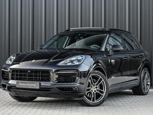 Porsche CAYENNE 3.0 E-Hybrid 463PK Sport Design | Panoramadak | Sport-Chrono | Bose Surround System | 18-wegs + memory | Head-Up | Soft Close