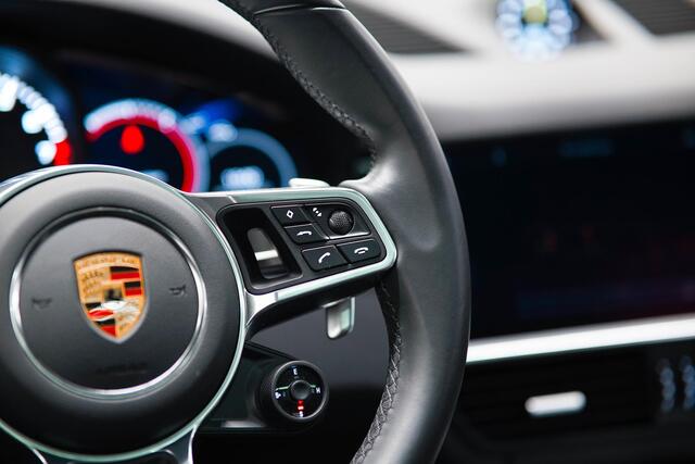 Porsche CAYENNE Coupé 3.0 E-Hybrid | Bose | Sport Chrono | 22 Inch |