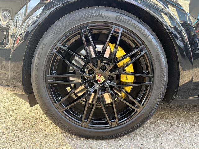 Porsche CAYENNE Coupé 3.0 E-Hybrid Pano Trekhaak NL Auto Sport Chrono