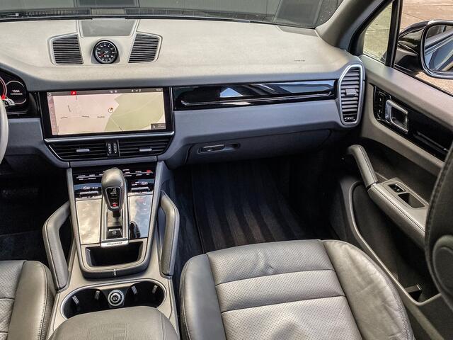 Porsche CAYENNE 3.0 V6 340PK Automaat | PANO | BOSE | LUCHTVERING | SPORT CHRONO | AMBIENTE |