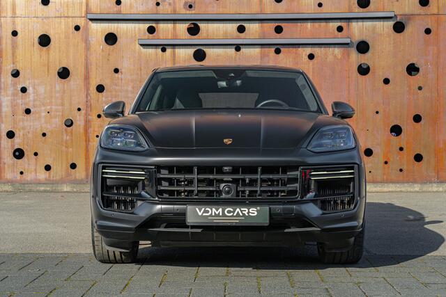 Porsche CAYENNE Coupé 4.0 Turbo E-Hybrid GT | PPF MAT | Bijrijdersdisplay | CARBON | PCCB | HUD