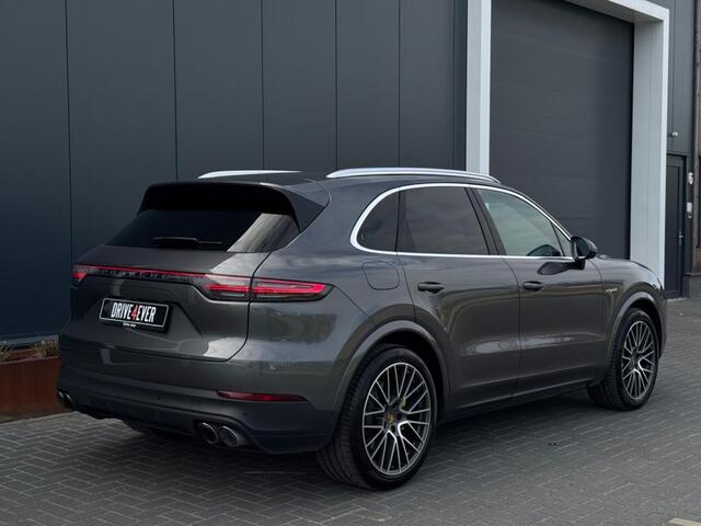 Porsche CAYENNE 3.0 E-Hybrid M22 SPORTCHRONO 360 CAMERA LEDER LED