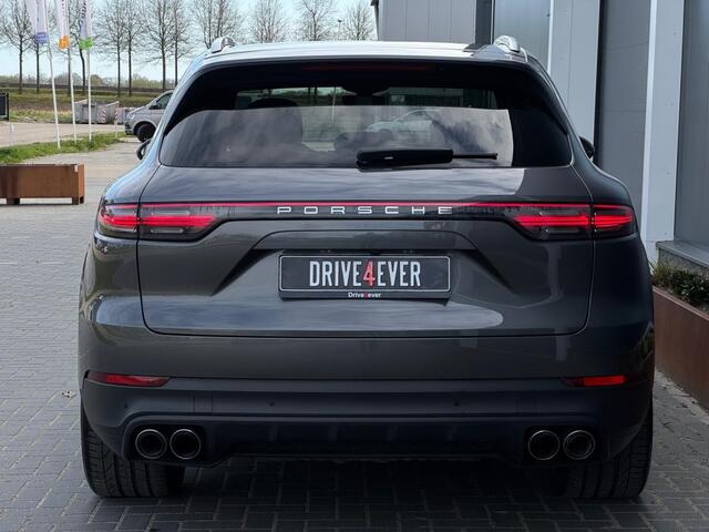 Porsche CAYENNE 3.0 E-Hybrid M22 SPORTCHRONO 360 CAMERA LEDER LED