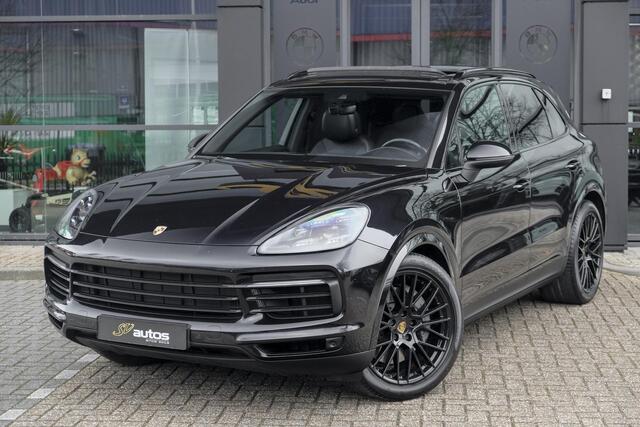Porsche CAYENNE S 2.9 S 441pk Panoramadak Trekhaak elektrisch Comfortstoelen Black edition Luchtvering DAB Sfeerverlichting