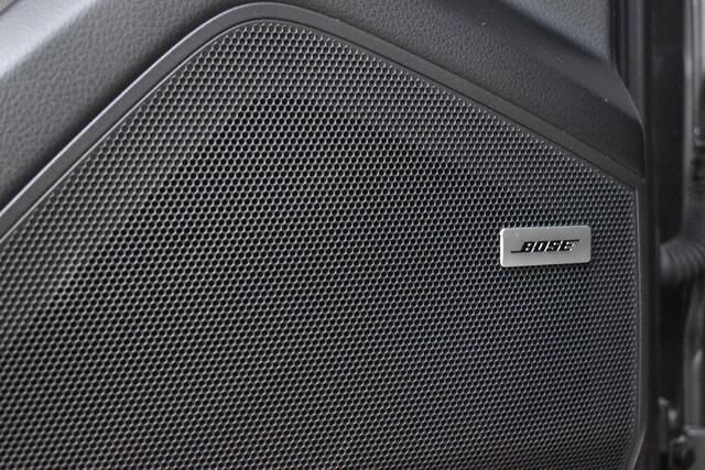 Porsche CAYENNE 3.0 E-Hybrid 470pk Sport Chrono | Pano | Matrix | ACC | 21'' Wielen | Bose | Trekhaak | Orig. NL |