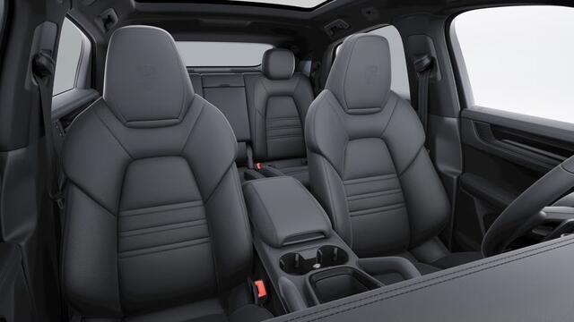 Porsche CAYENNE E-Hybrid Black Edition Coupé