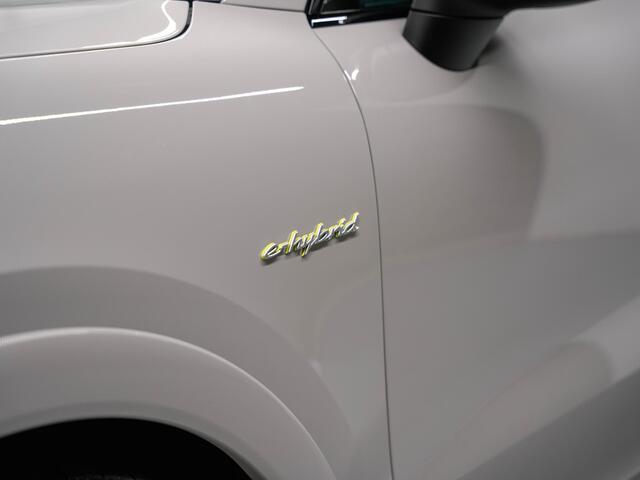 Porsche CAYENNE E-Hybrid Coupé