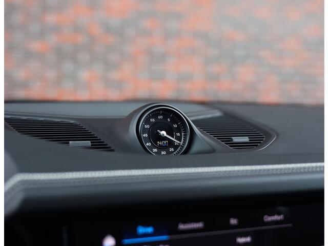 Porsche CAYENNE 3.0 E-Hybrid | Pano - Trekhaak - Pas. Display