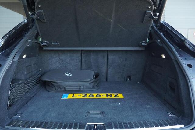 Porsche CAYENNE Coupé 3.0 E-Hybrid / Adaptive Cruise / Sportstoelen / Stoelverwarming + Ventilatie / Incl BTW