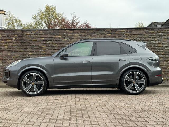 Porsche CAYENNE 4.0 TURBO S E-HYBRID Achteras sturing Head Up Pano Keramisch