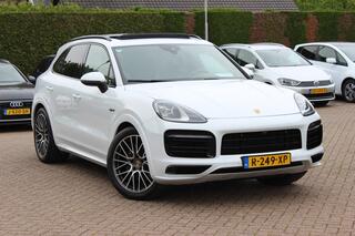porsche-cayenne-3.0-e-hybrid---trek