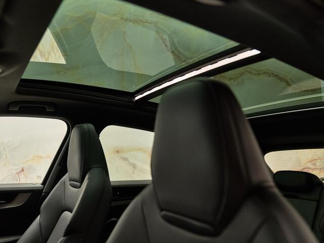 Porsche CAYENNE 3.0 E-Hybrid, SportDesign, Bose, tr.haak, 22", pano, luchtv., memory, ACC, privacy