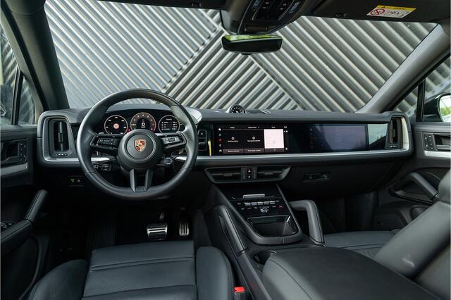Porsche CAYENNE Coupé 3.0 S E-Hybrid Sport Design ACC Pano GTS Stoel 360 BijrijDisplay Head Up Matrix Memory Trekhaak