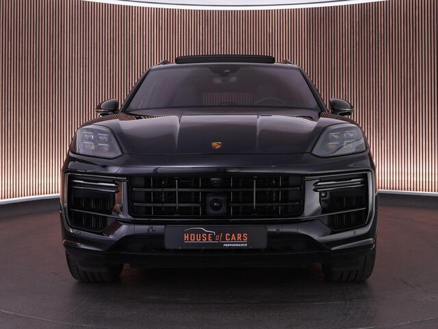 Porsche CAYENNE Turbo E-Hybrid 4.0 740pk |BTW-autp|pano|Burmester|sport design|soft close|sport chrono|HUD|Apple Carplay|stoelventilatie&verwarming|memory|360 camera|21" LMV|