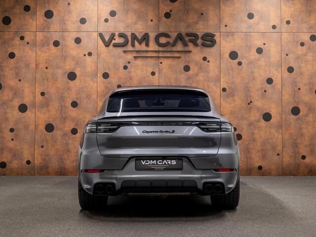 Porsche CAYENNE Coupé 4.0 Turbo S E-Hybrid | Carbon | Burmester | Trekhaak | HUD | InnoDrive | Achterasbest. |