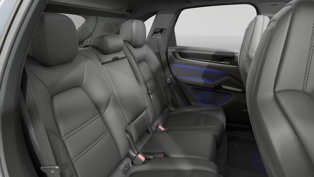 Porsche CAYENNE 3.0 E-Hybrid Black Edition SportDesign PANO|HEADUP|ACC|22INCH|SPORTSTOELEN|TREKHAAK