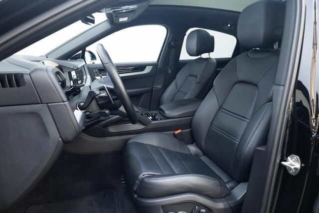 Porsche CAYENNE Coupé 3.0 E-Hybrid | Sport Chrono | BOSE | ACC |