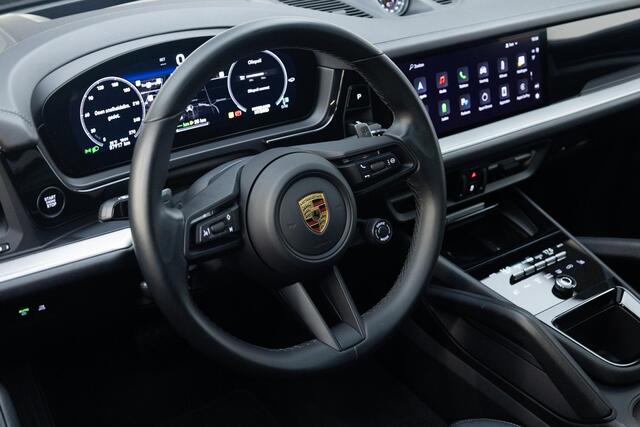 Porsche CAYENNE Coupé 3.0 E-Hybrid | Sport Chrono | BOSE | ACC |
