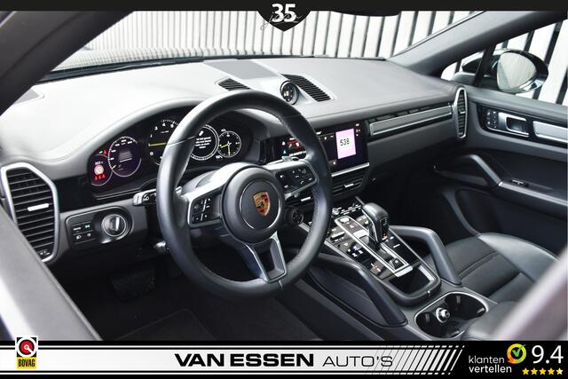 Porsche CAYENNE Coupé 3.0 E-Hybrid Sport Design Pano Luchtvering 4-Wielsturing Sport-Chrono Stoelverw/Ventilatie 360-Camera Soft-Close!