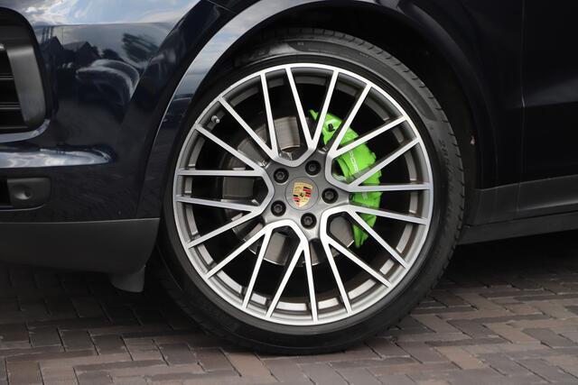 Porsche CAYENNE Coupé 3.0 E-Hybrid | 462PK | Luchtvering | 4W-Sturing | Head-up | Keyless-go | Matrix-led | Bose | 14-Weg Comfortstoelen | Sfeerverlichting | 2021. !