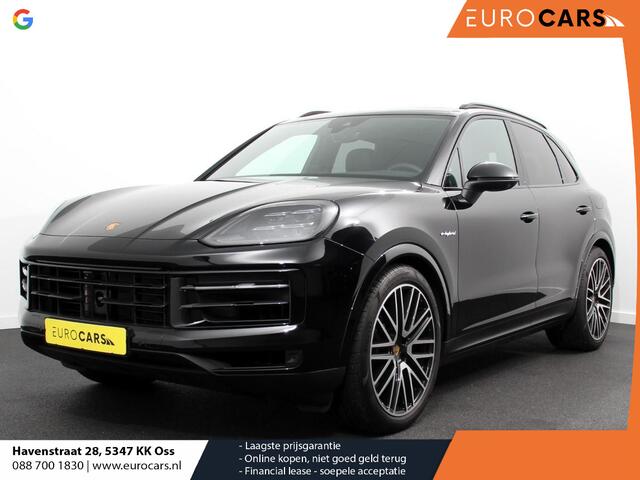 Porsche CAYENNE 3.0 E-Hybrid Luchtvering Leder Panoramadak Camera Navigatie Elektrische comfortstoelen DAB+ Led Adaptieve cruise control Climate control Lichtmetalen velgen Apple Carplay/ Android Auto