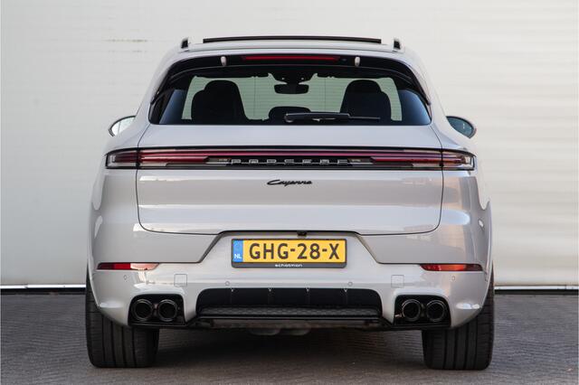 Porsche CAYENNE 3.0 E-Hybrid Sport-Design, Lederpakket, Passenger Display, Pano, Bose, Adapt. Cruise, Luchtvering